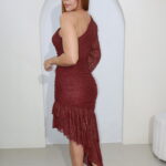 VESTIDO MESH DESTELLO UNA MANGA