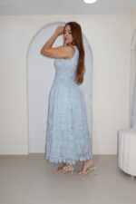 VESTIDO GUIPIUR AZUL MAXI - Imagen 3