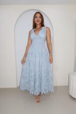 VESTIDO GUIPIUR AZUL MAXI - Imagen 4