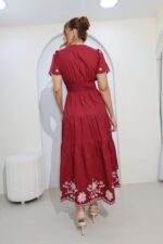 VESTIDO BORDADO LARGO VINO - Imagen 4