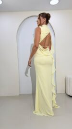 VESTIDO CUELLO ALTO AMARILLO - Imagen 3